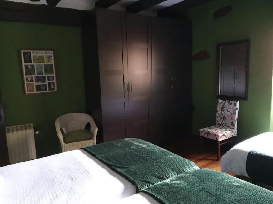 Caserio Vasco Con Piscina Y Barbacoa Orozko Exterior foto