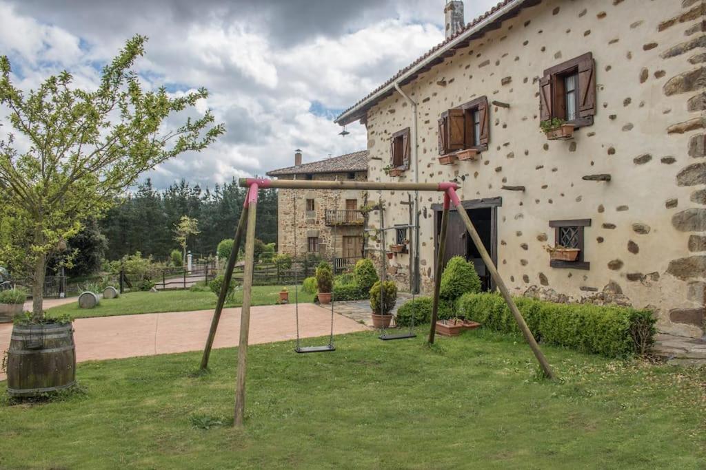 Caserio Vasco Con Piscina Y Barbacoa Orozko Exterior foto